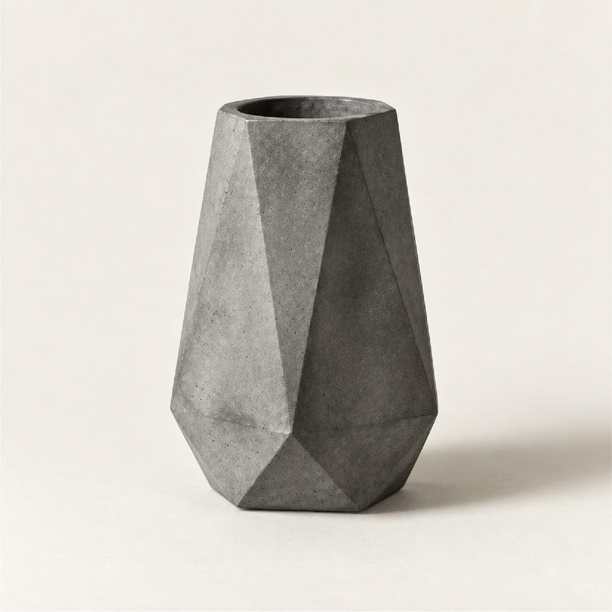 HiFiveGo™ ShadowStone Modern Accent Vase