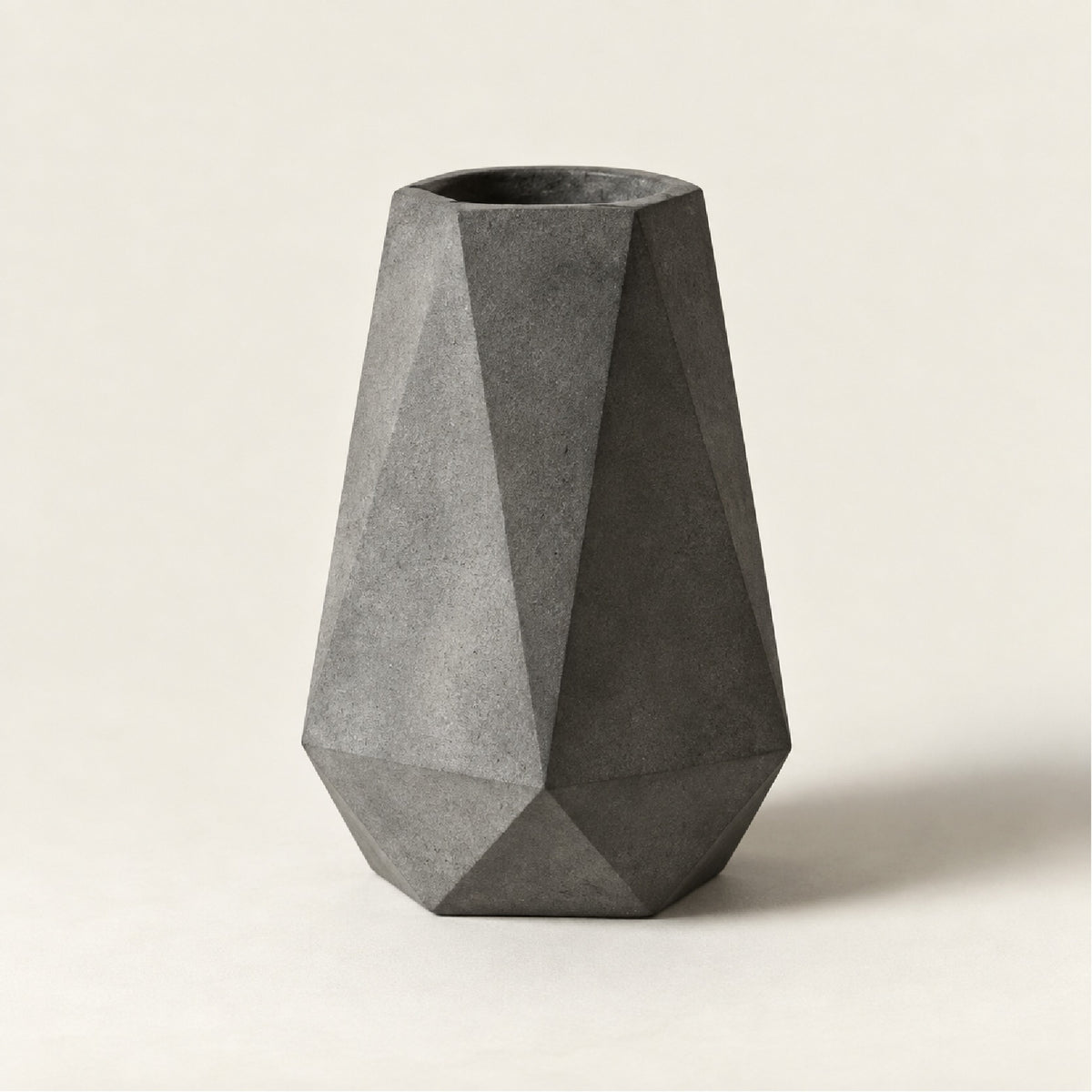 HiFiveGo™ ShadowStone Modern Accent Vase