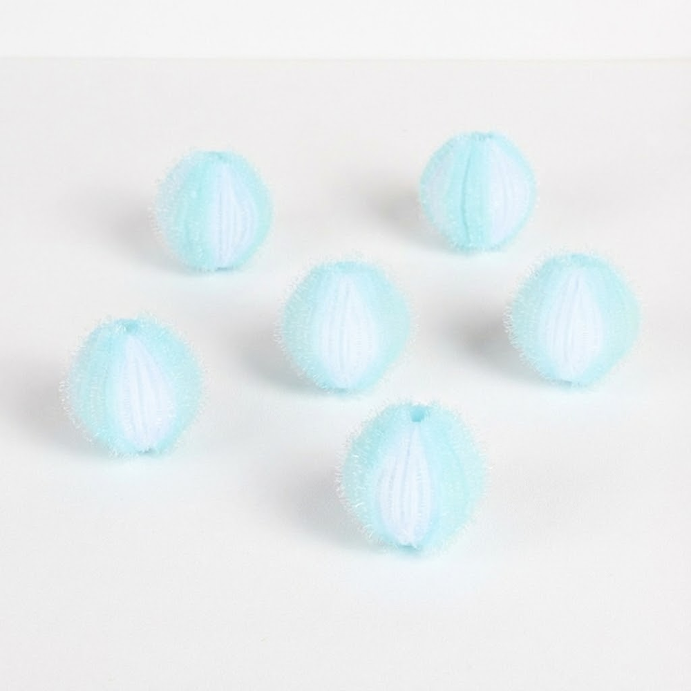 👍 HandyFidgetGround™ FurLift Pet Hair Remover Cleaning Balls