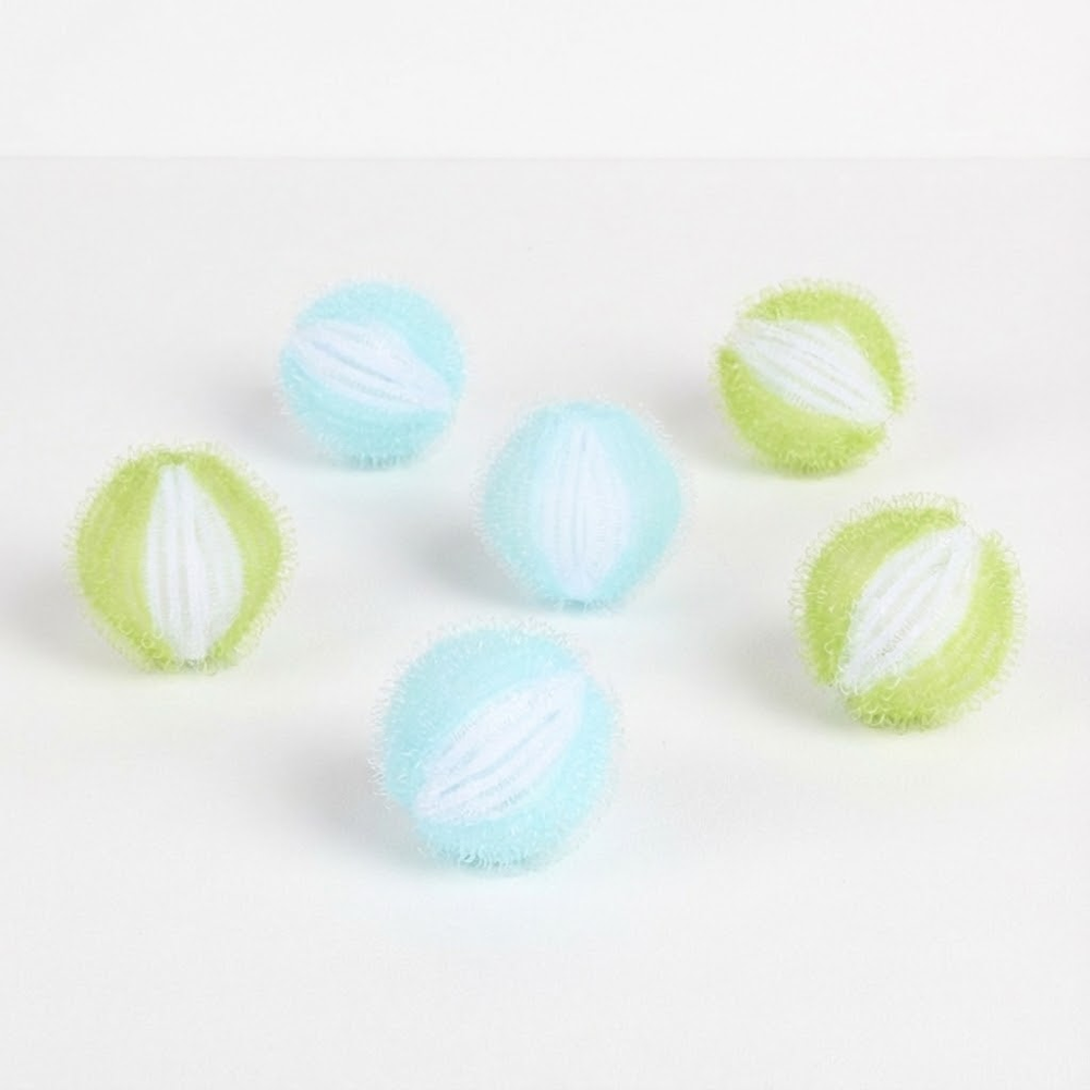 👍 HandyFidgetGround™ FurLift Pet Hair Remover Cleaning Balls