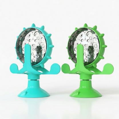 HiFiveGo™ SpinTreat Interactive Pet Feeder